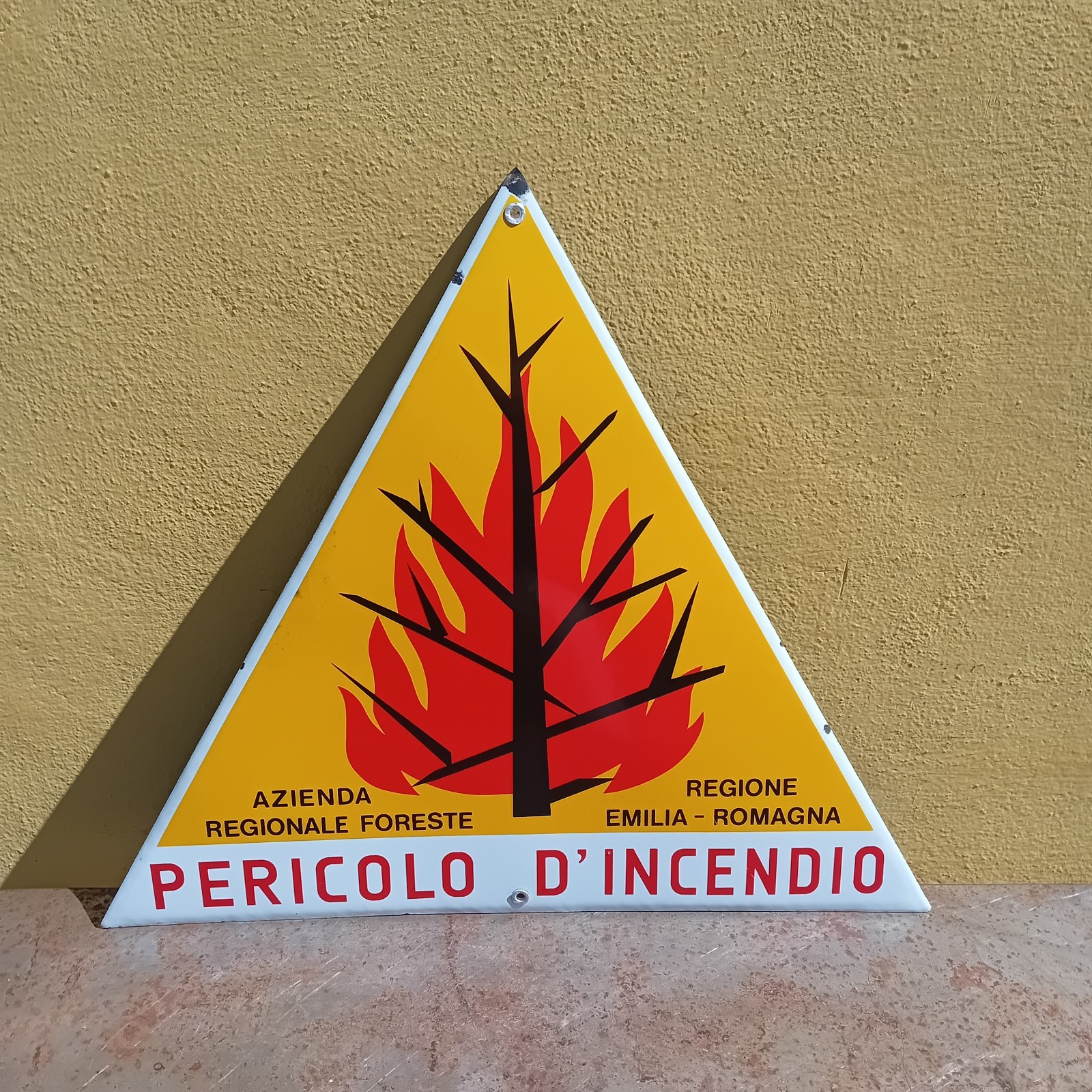 Fire Hazard Enamel Table Sign