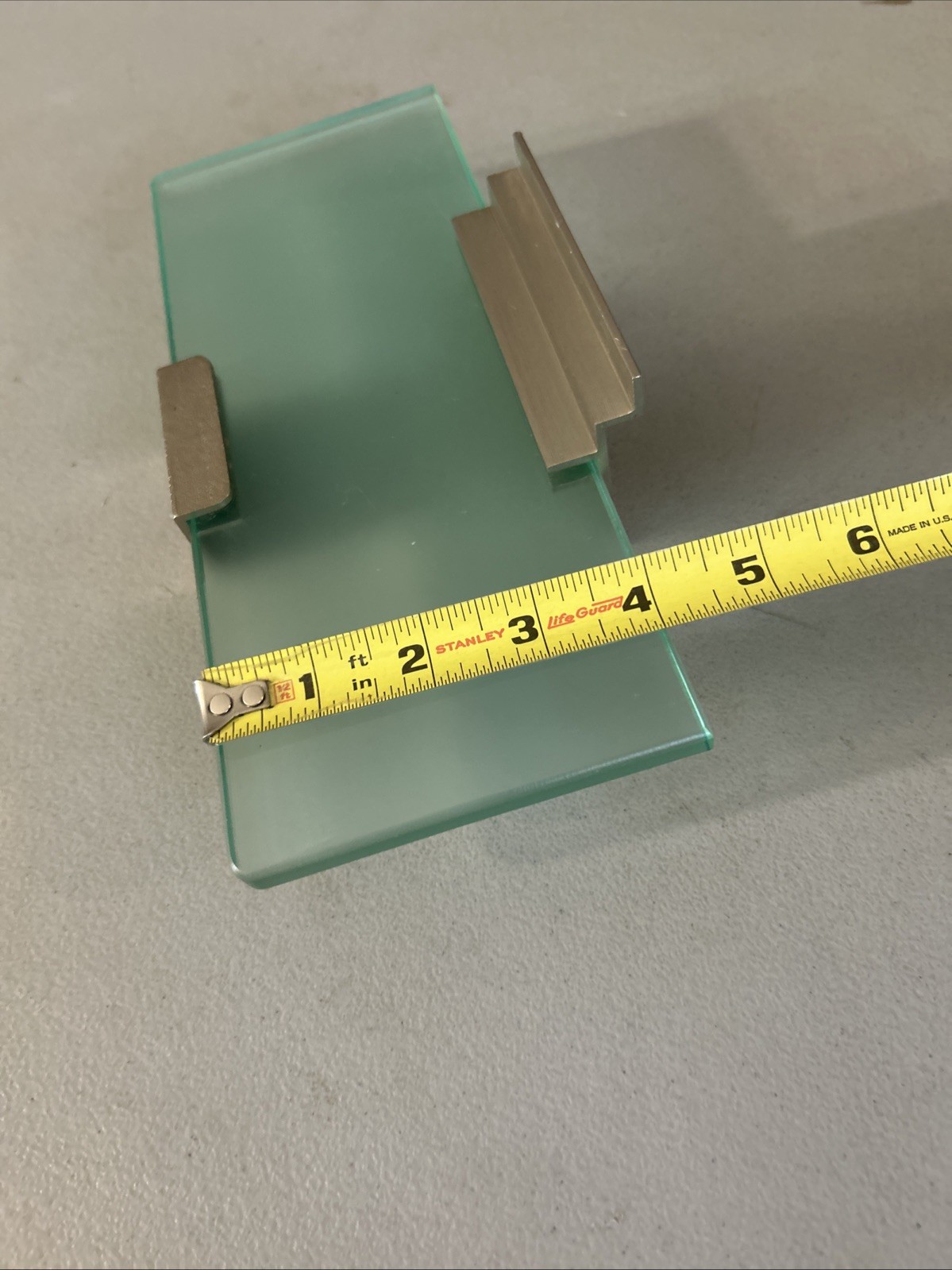 UGG AUSTRALIA RETAIL SLAT WALL SINGLE SHOE STORE DISPLAY SHELF 10×4” Plexi Alum