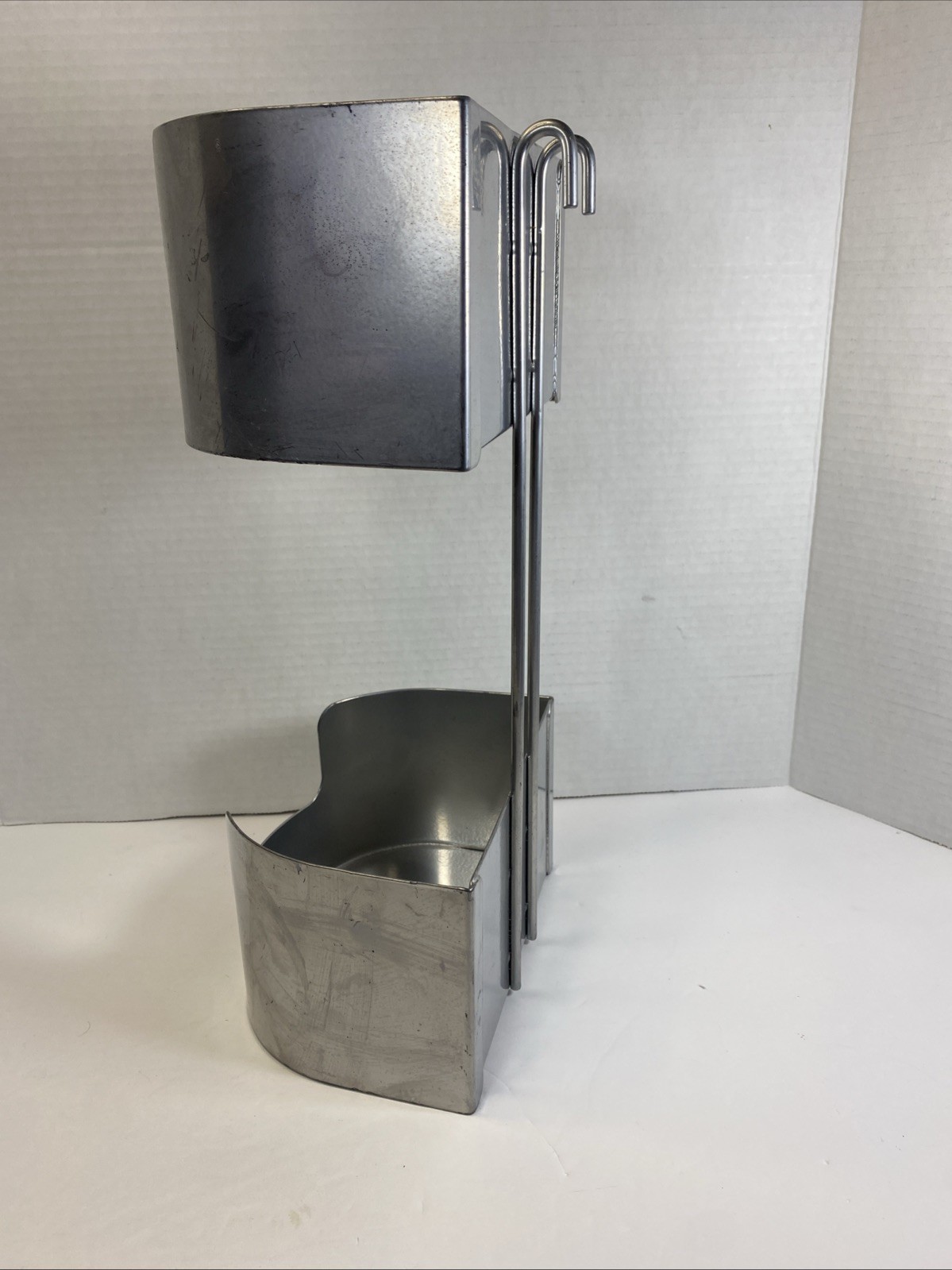 Matador Meat Large Canister – Display Retail Store DISPLAY RACK