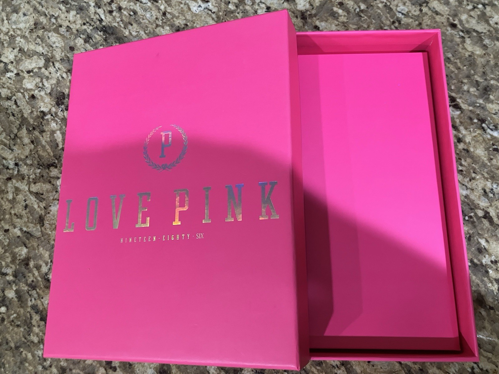 Victoria’s Secret Love Pink 1986 Display Vintage Collector Storage Box Rare!!