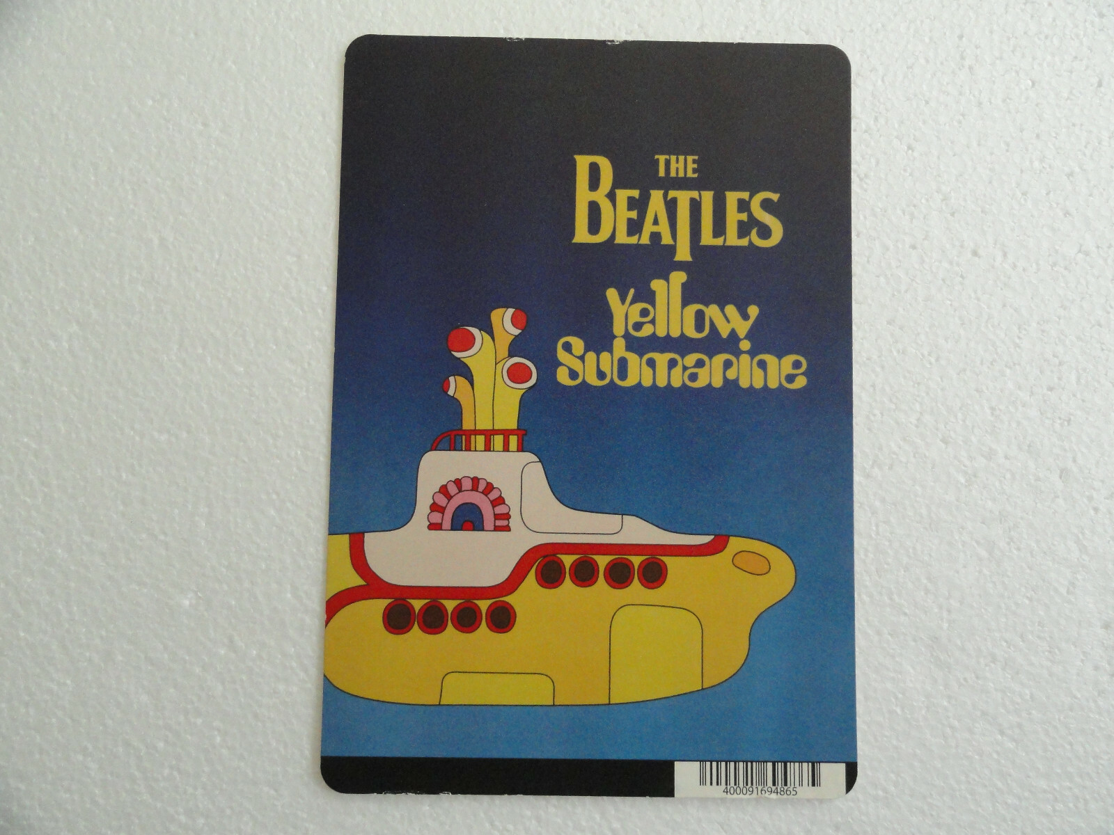 THE BEATLES YELLOW SUBMARINE – BLOCKBUSTER VIDEO BACKER CARD 5″X8″ NO MOVIE