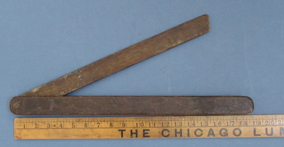 VERY OLD LG WOODEN BARBER SHOP STRAIGHT EDGE RAZOR 18 3/4″ WINDOW DISPLAY NEAT