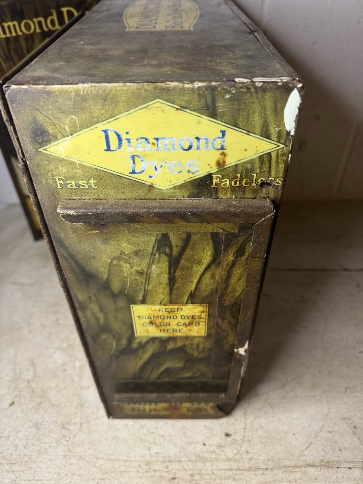 Antique Diamond Dyes Metal Country Store Counter Display Advertising Cabinet 19″