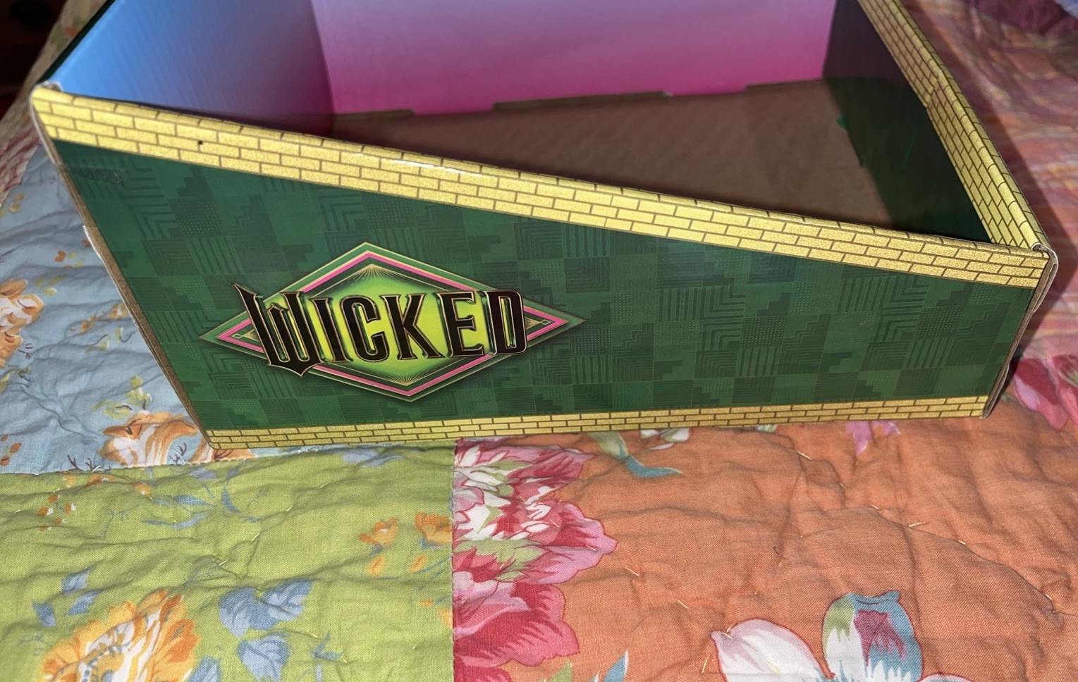 Just Play, Universal Wicked ELPHABA/GLINDA Plush ORIGINAL Store DISPLAY BOX ONLY