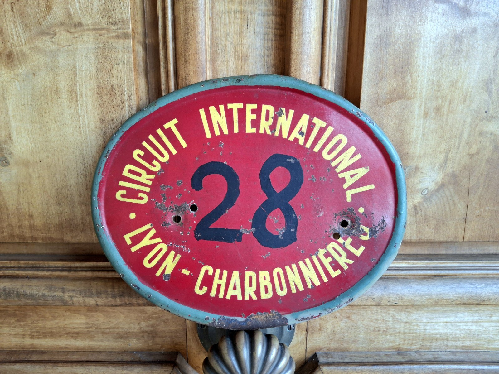 Motorcycle rally plate – Circuit Lyon Charbonnière – 1947-1948 ́? Automobilia