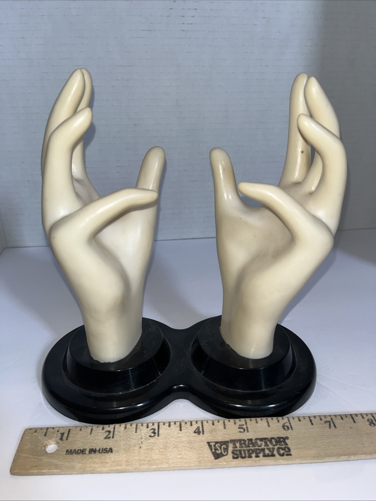 Vintage 1990 Giftware Double Mannequin Hands Jewelry Ring Display TX1