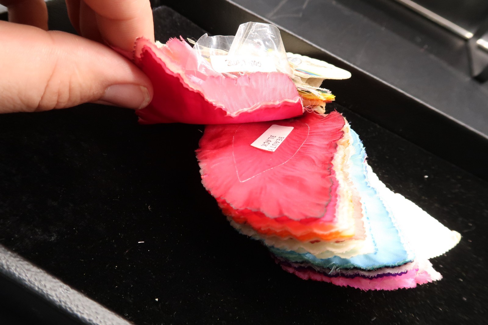 Vtg Pretty Petals Rainbow of Colors by Giro Craft Sales Display Sample Store