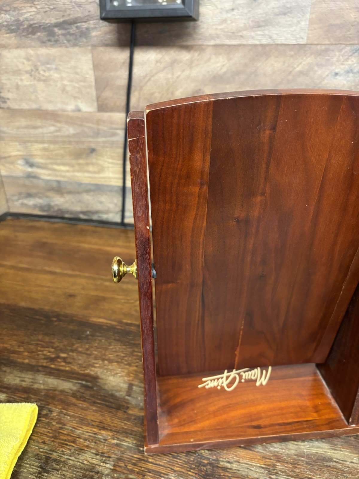 Maui Jim Countertop Wood Mirror Rare Store Marketing 14″ tall