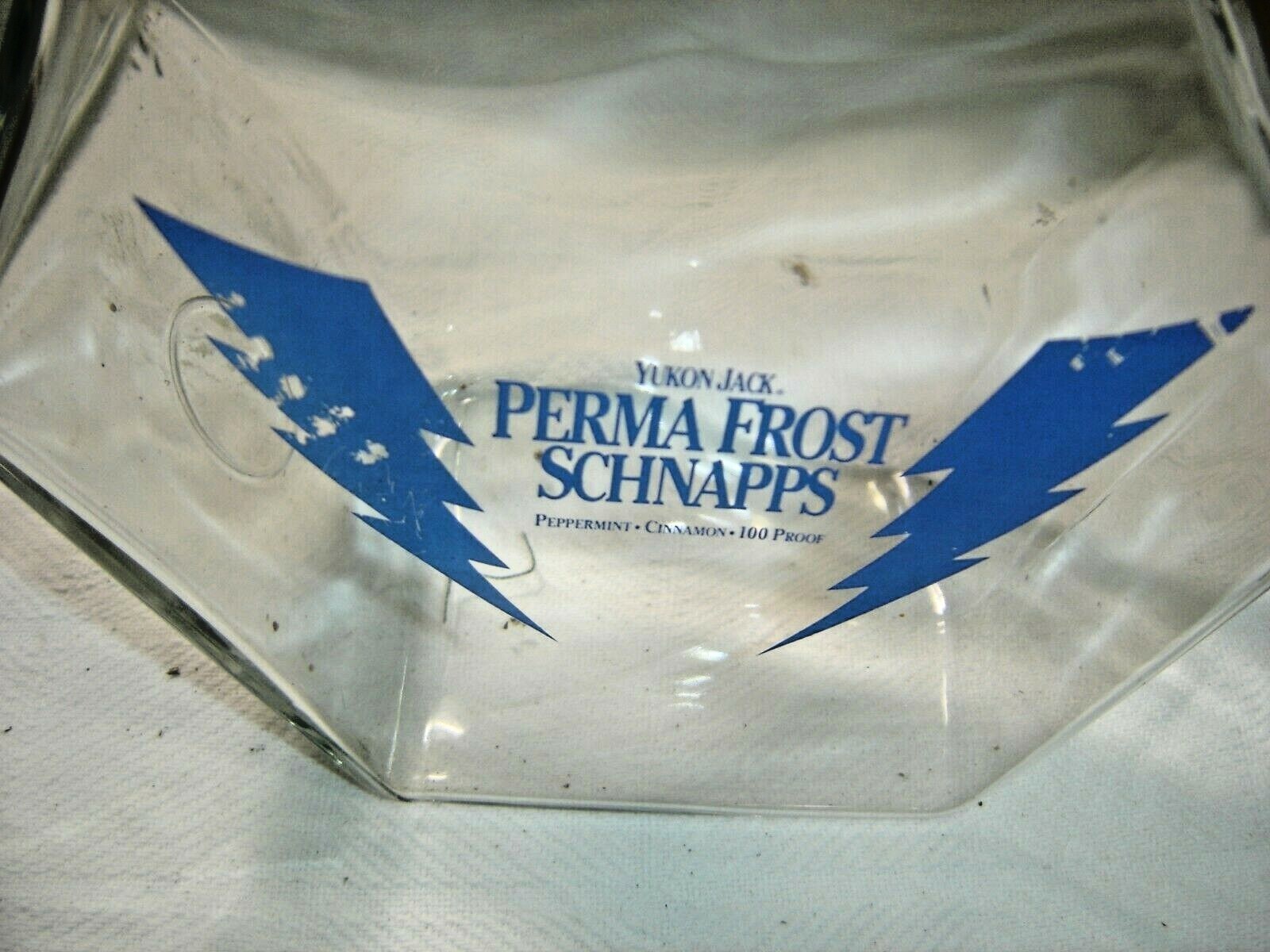 Store Jar with Wood Lid: PERMA FROST SCHNAPPS Peppermint Cinnamon #1597
