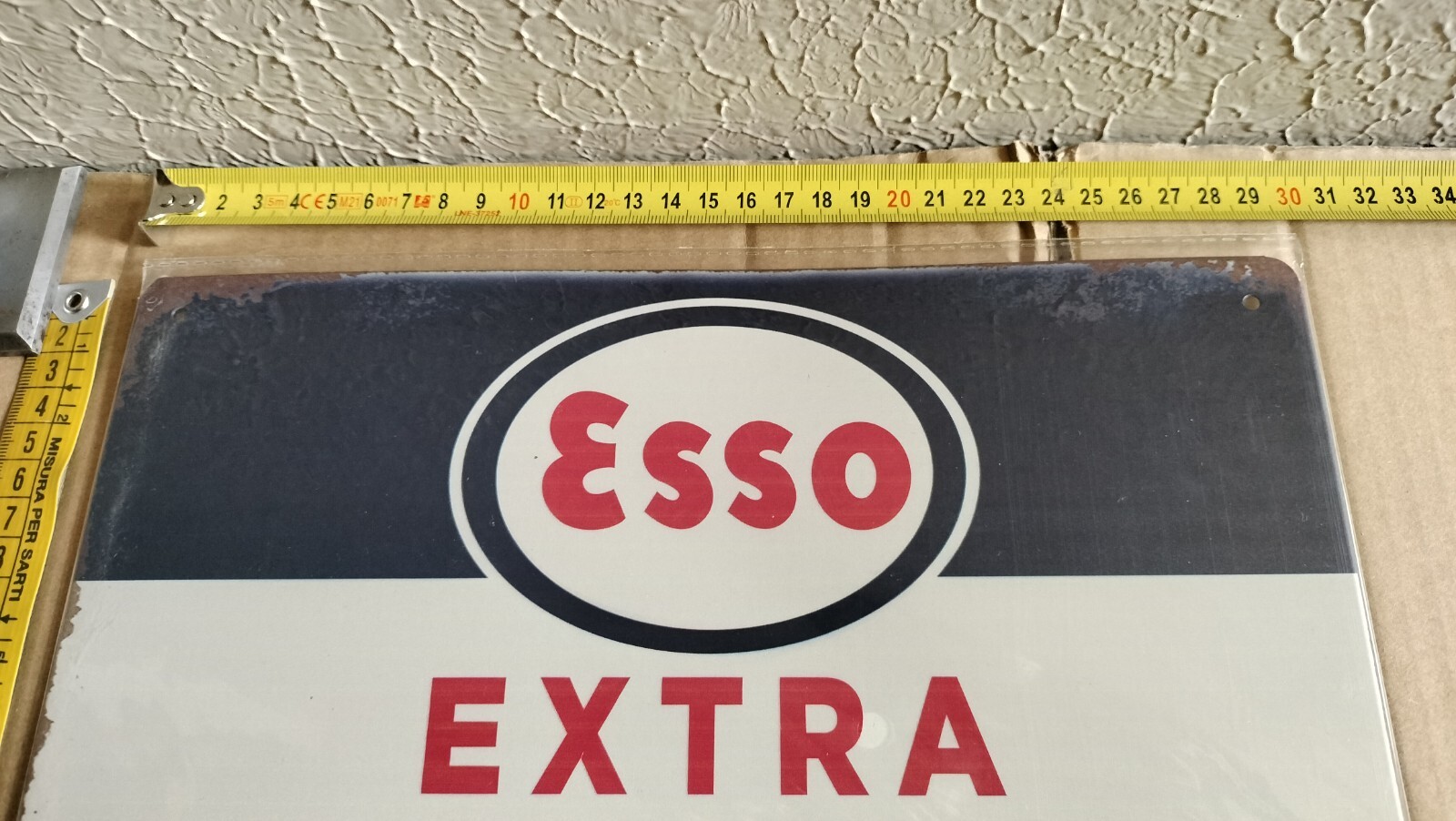 It Extra Motor Oil Collectible Metal Advertising Sign Table