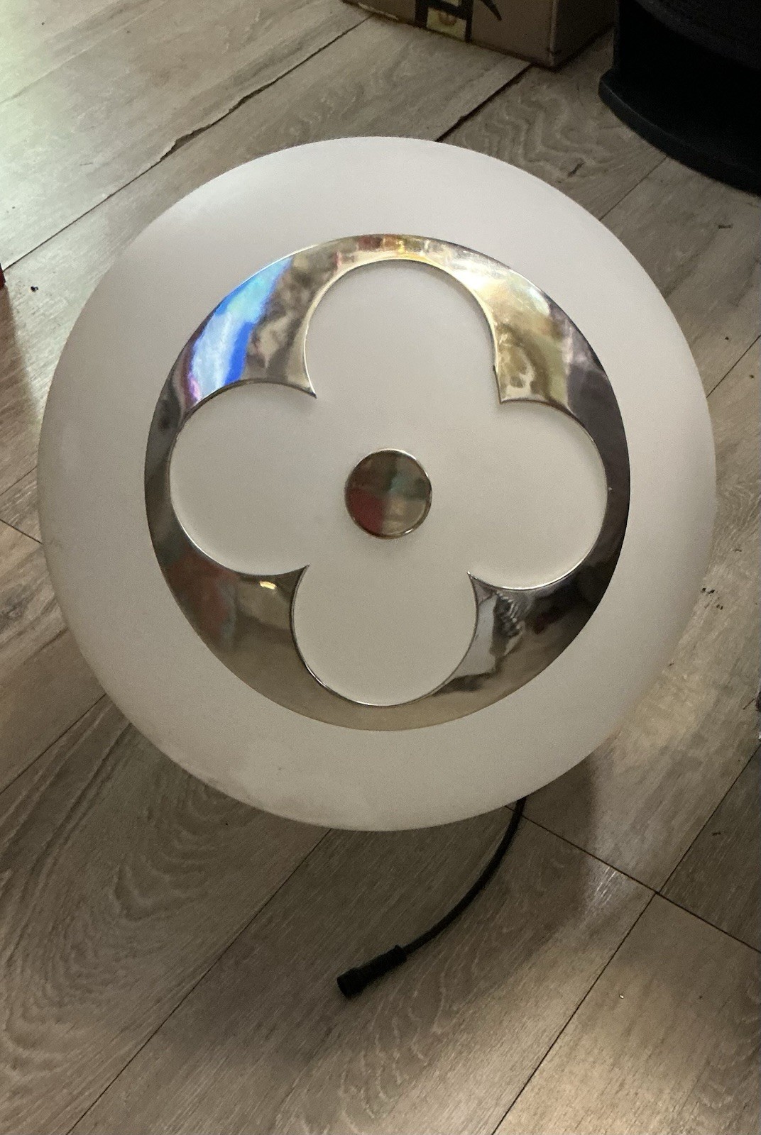 LOUIS VUITTON STORE DISPLAY LIGHT UP GLOBE BEAUTIFUL PIECE