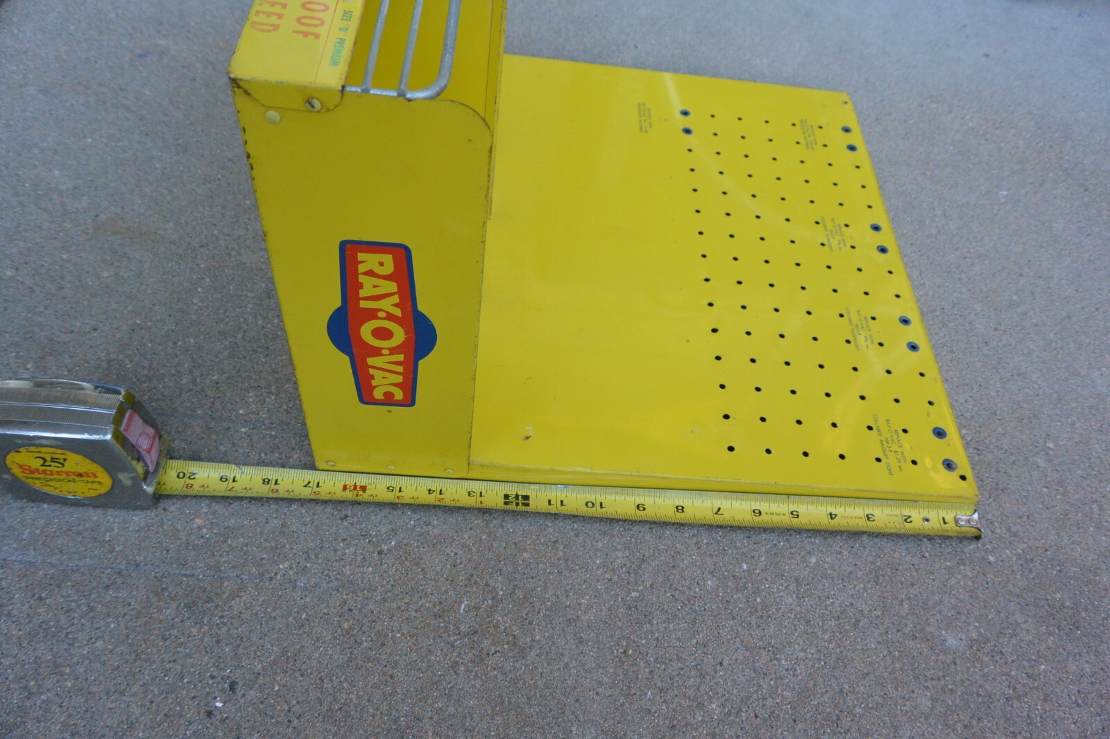 Vintage Ray•O•Vac Flashlight Batteries Counter Wall Display Cabinet