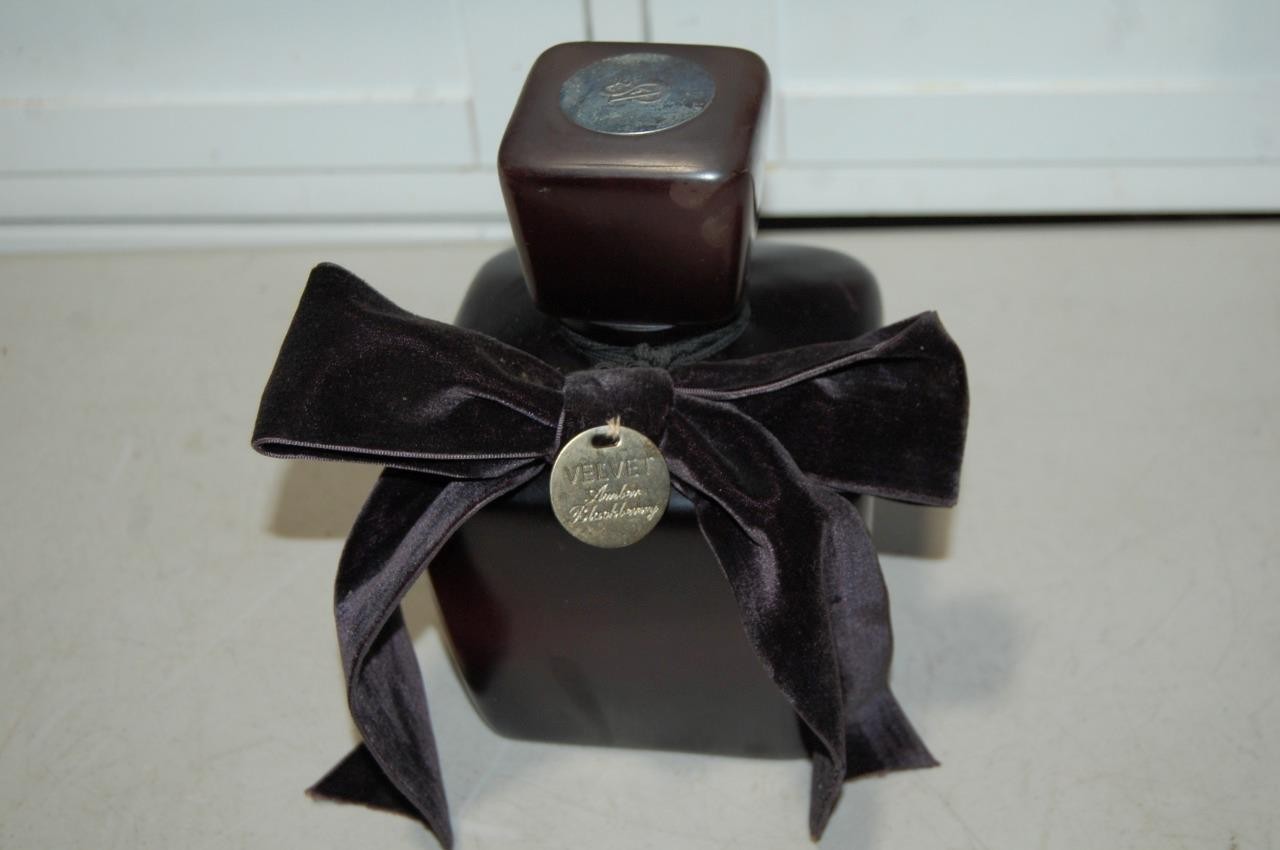 Rare Victoria’s Secret Velvet Amber Blackberry Perfume Bottle Store Prop Display