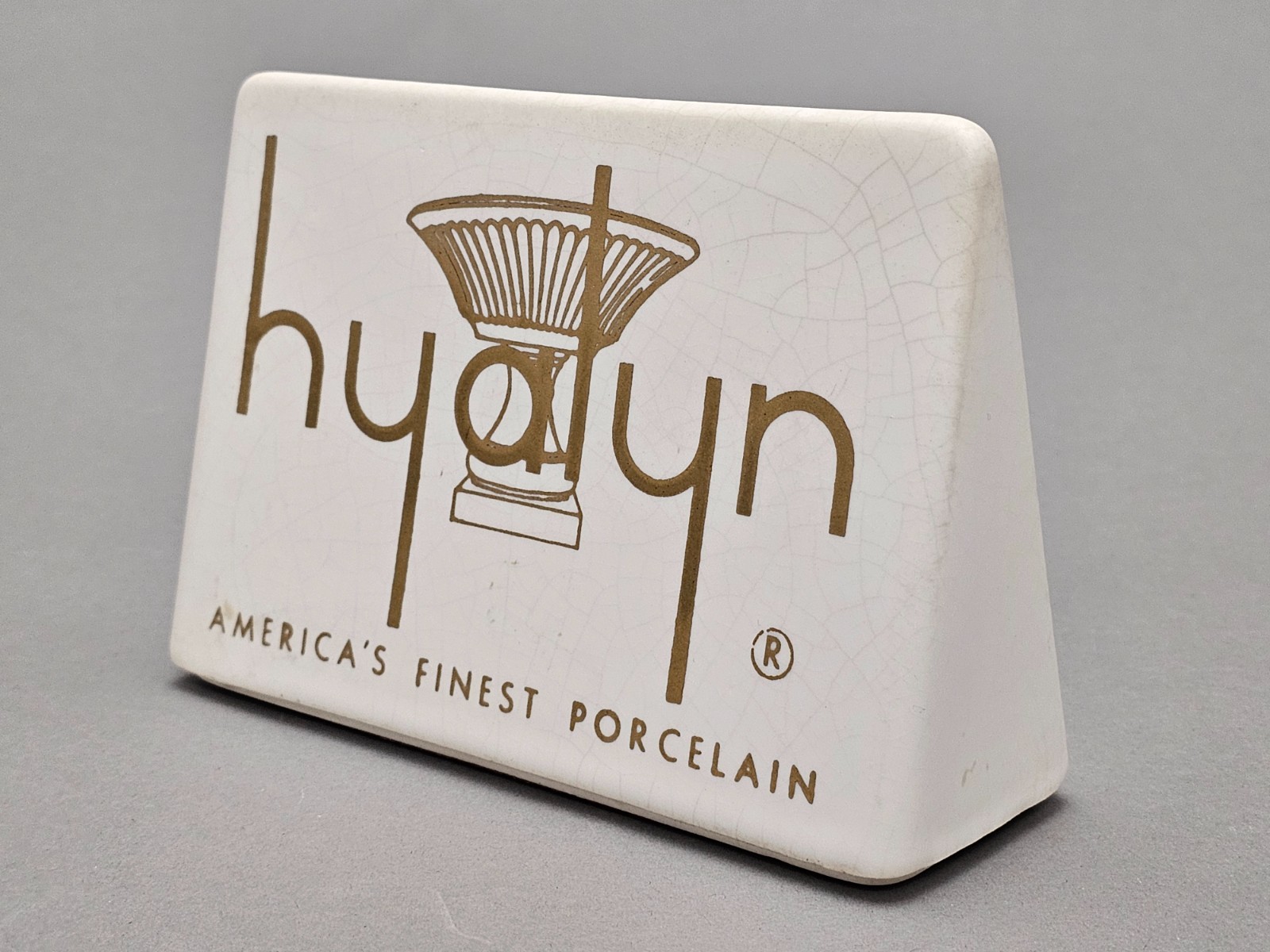 Hyalyn Porcelain Point of Sale Display