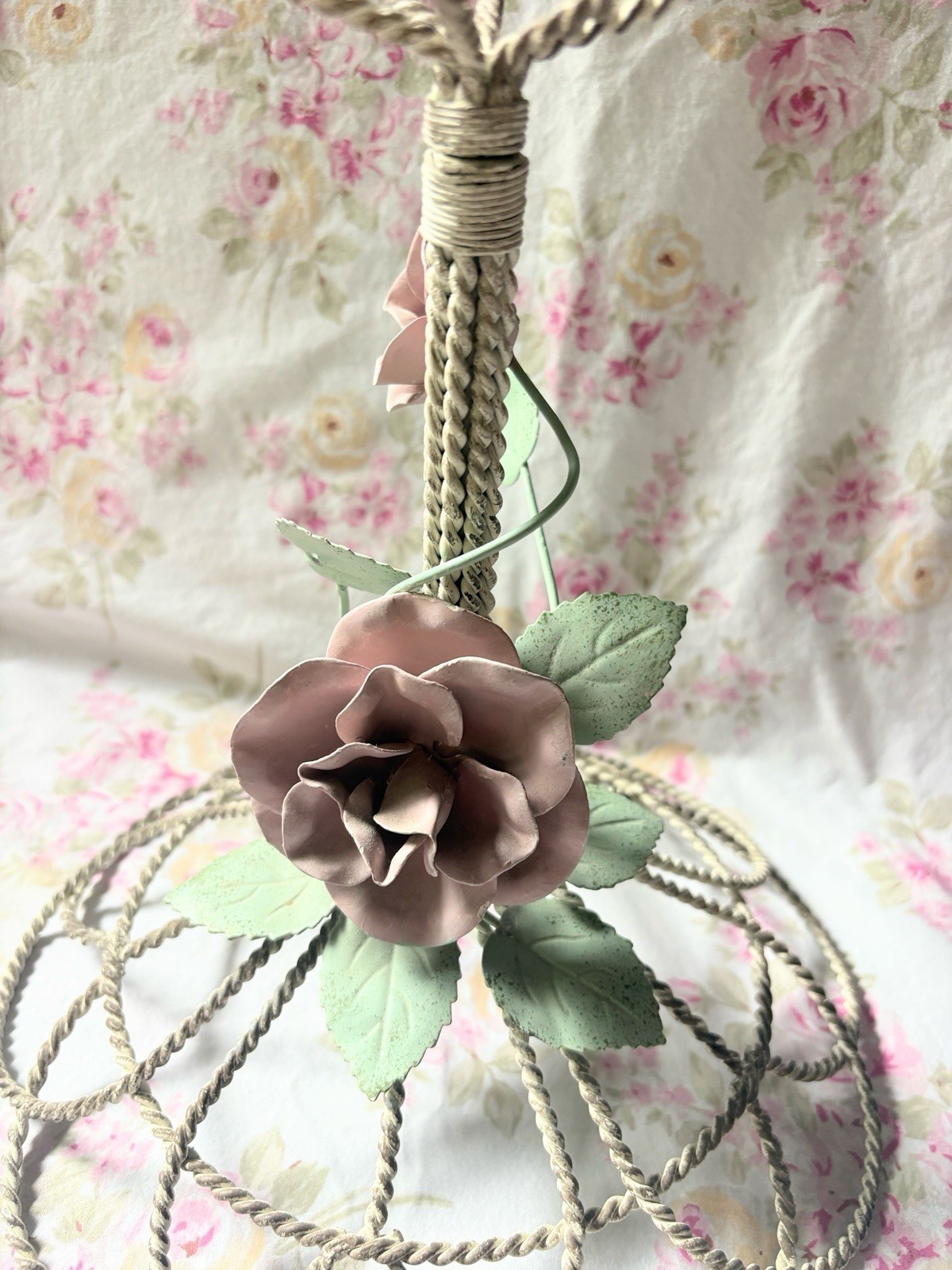 Vintage Shabby Hat Wig Stand Holder Twisted Wire Metal Pale Pink Roses 16”