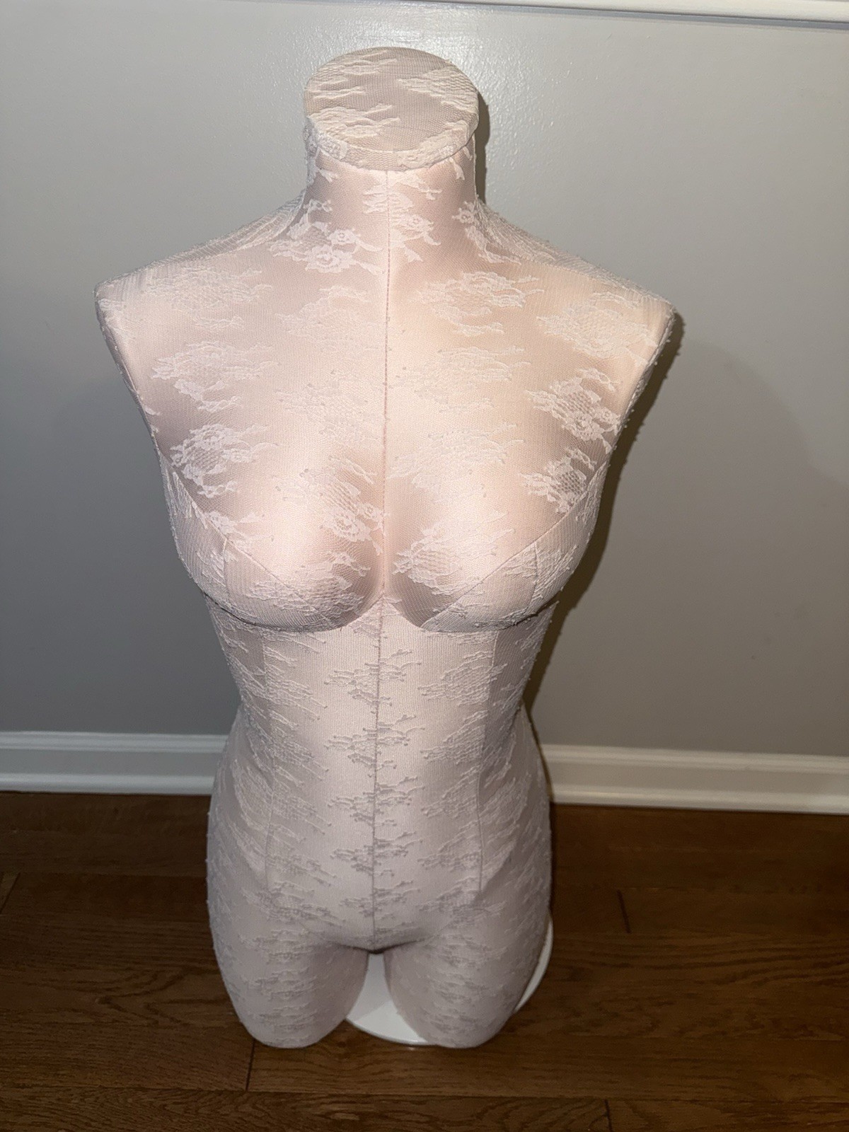 Victoria’s Secret Mannequin Rare Collectable Pink Collection Lace With Stand