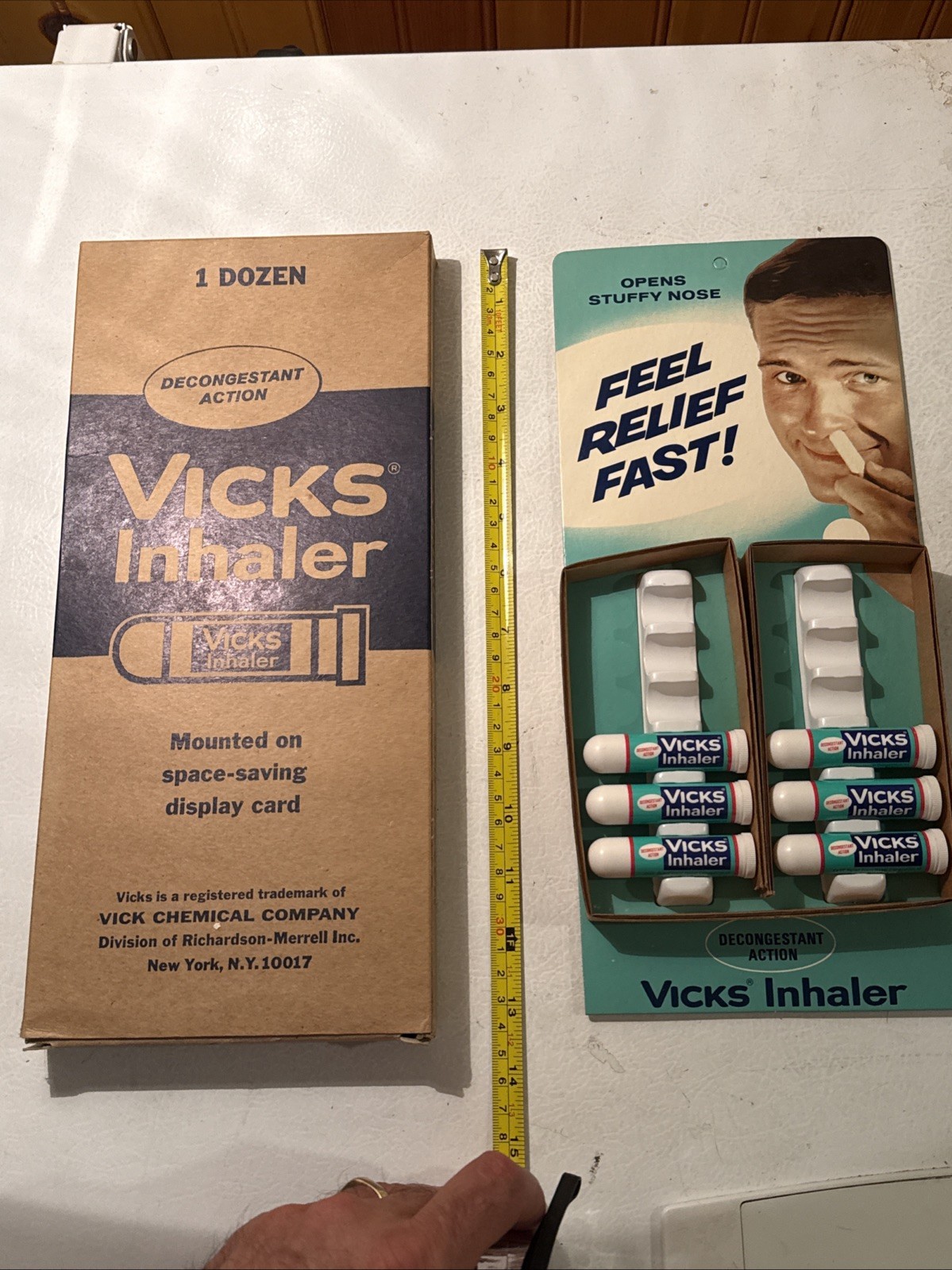 Vintage 1960’s Vicks Inhaler Store Display with (6) Original NOS Tubes and Box