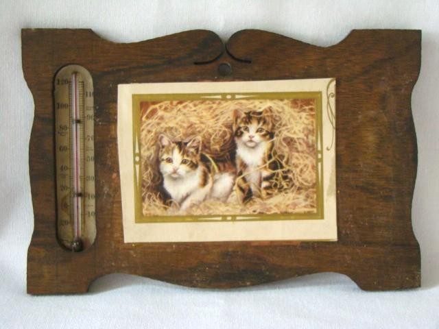 Sweet Vintage 1930s KITTY CATS Wood Plaque Thermometer Display
