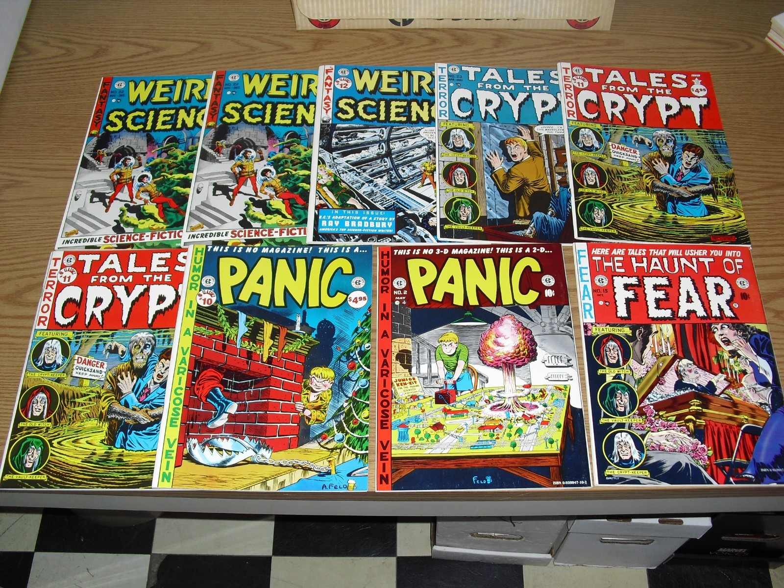 EC is Back! Store Promo Countertop Display Box w/ 25 classic issues Russ Cochran