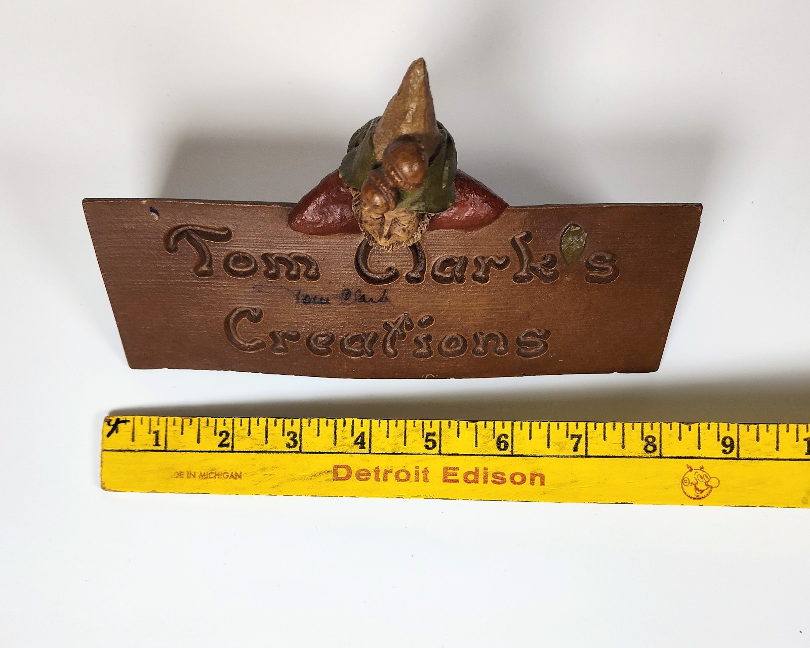 1983 Tom Clark’s Creations *PEN SIGNATURE* ADVERTISING SIGN Store Display Gnome