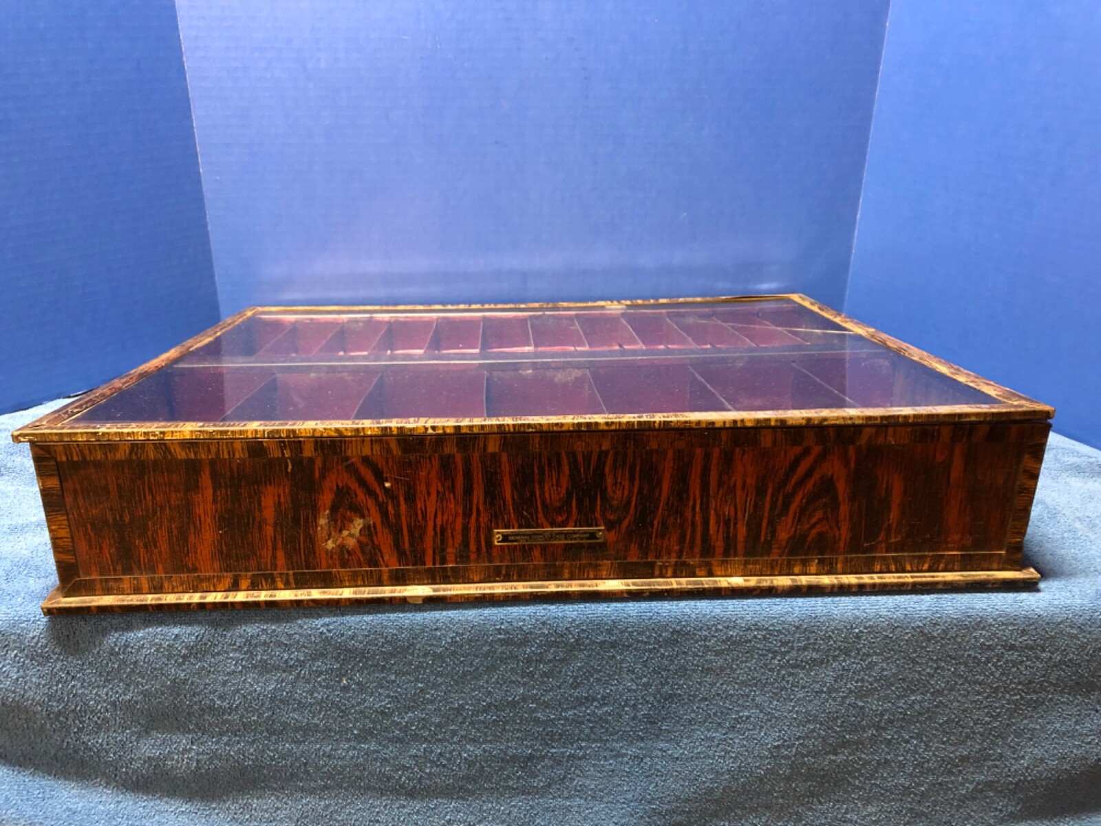 BARBOUR’S Linen THREAD Antique ORIGINAL Metal Counter DISPLAY Case for SPOOLS