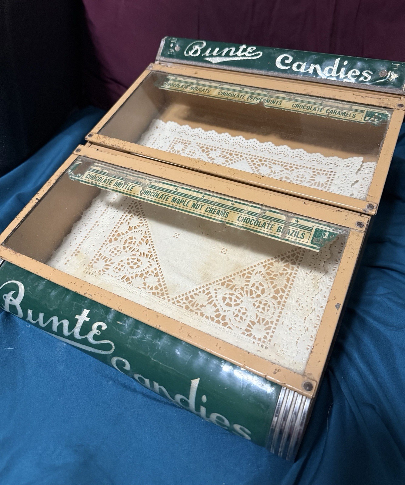 Antique BUNTE CANDY Store Display Advertising Tin/Glass GREAT CONDITION – RARE