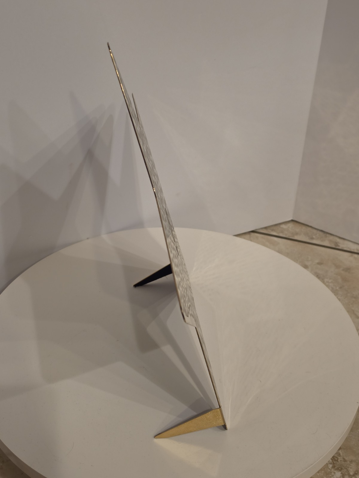 Christian Dior boutique counter top Star display
