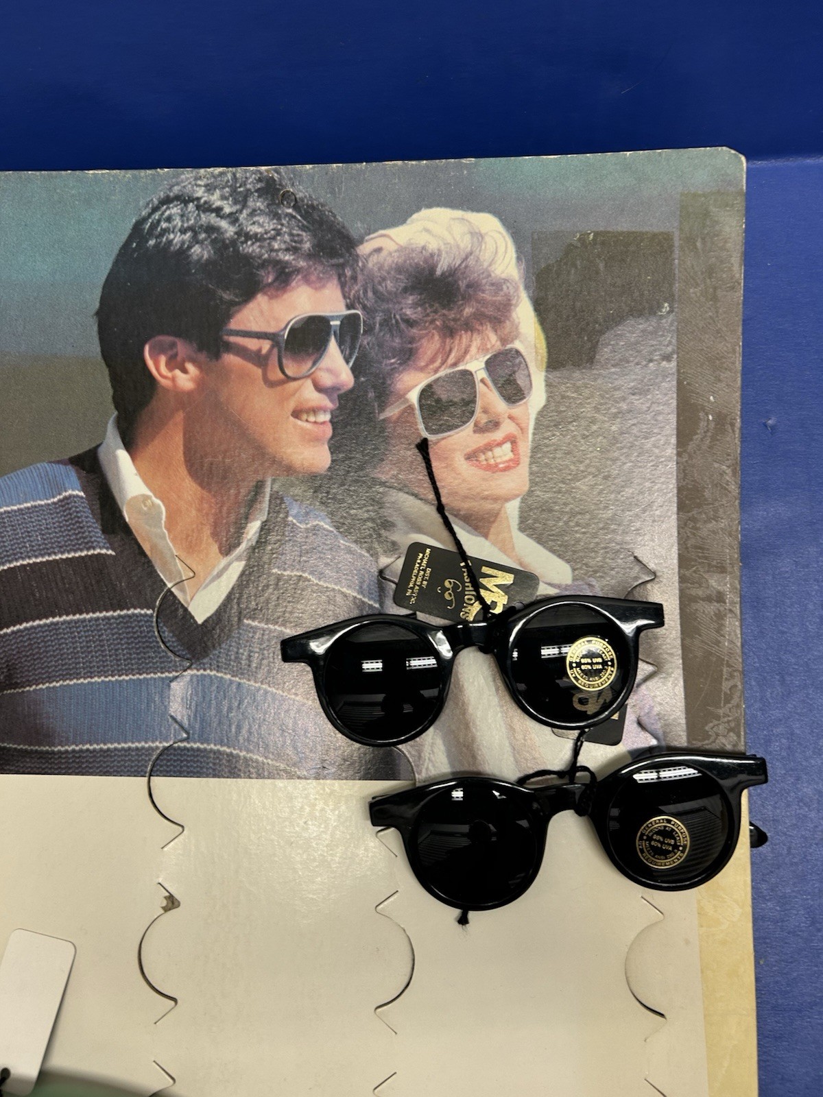 Vintage MR. FASHION Round Sunglasses Store Display 5 Pairs Of Glasses 1980s