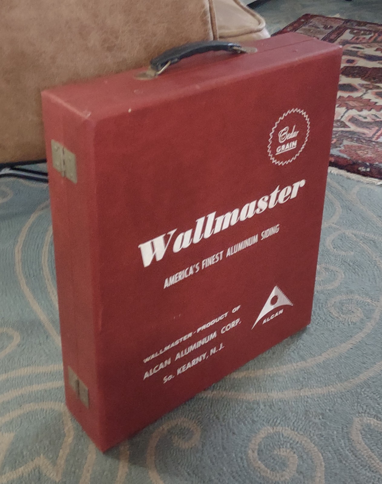 Travelling Salesman Sample Case Aluminum Siding