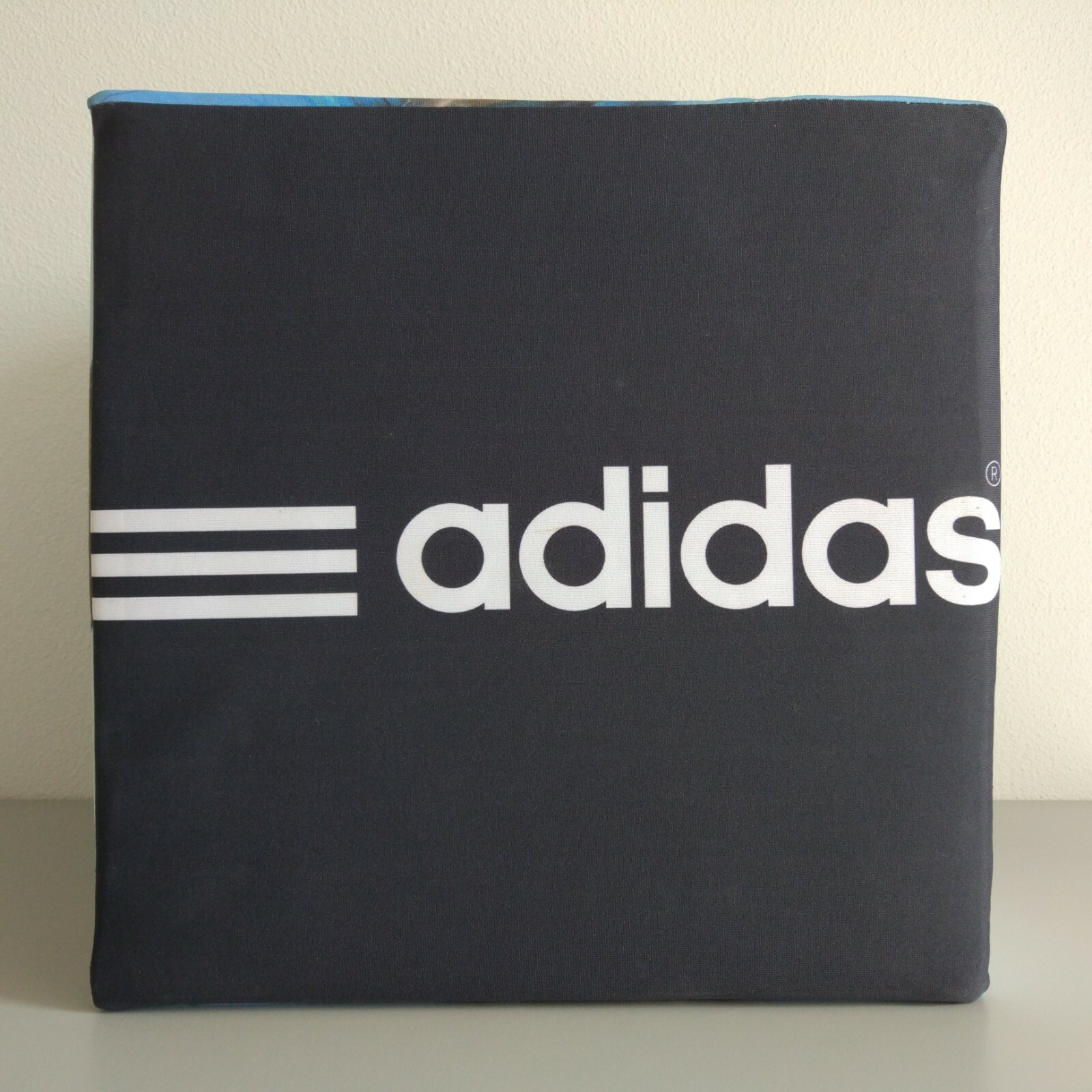 Adidas Pouf Adidas Is All In 2011 Vintage Torsion Rare Display ZX 8000 4000 OG