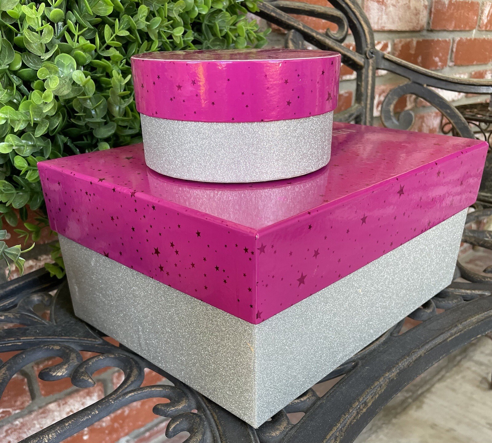 Victoria’s Secret Display Gift Boxes; Hot Pink & Stars/Glitter; Rectangle/Round