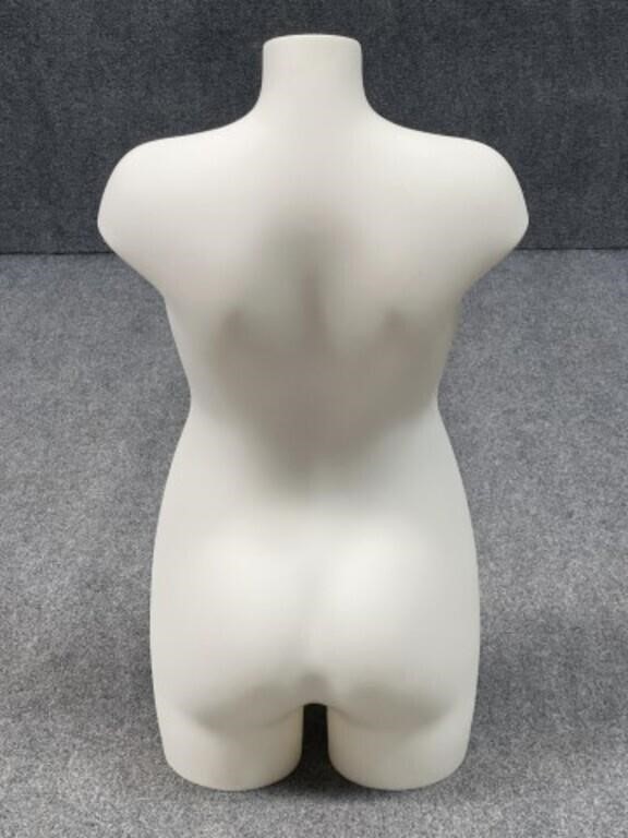 Victoria Secret PINK White Torso Mannequin 36C M- 16.5 w 11 d 32 w