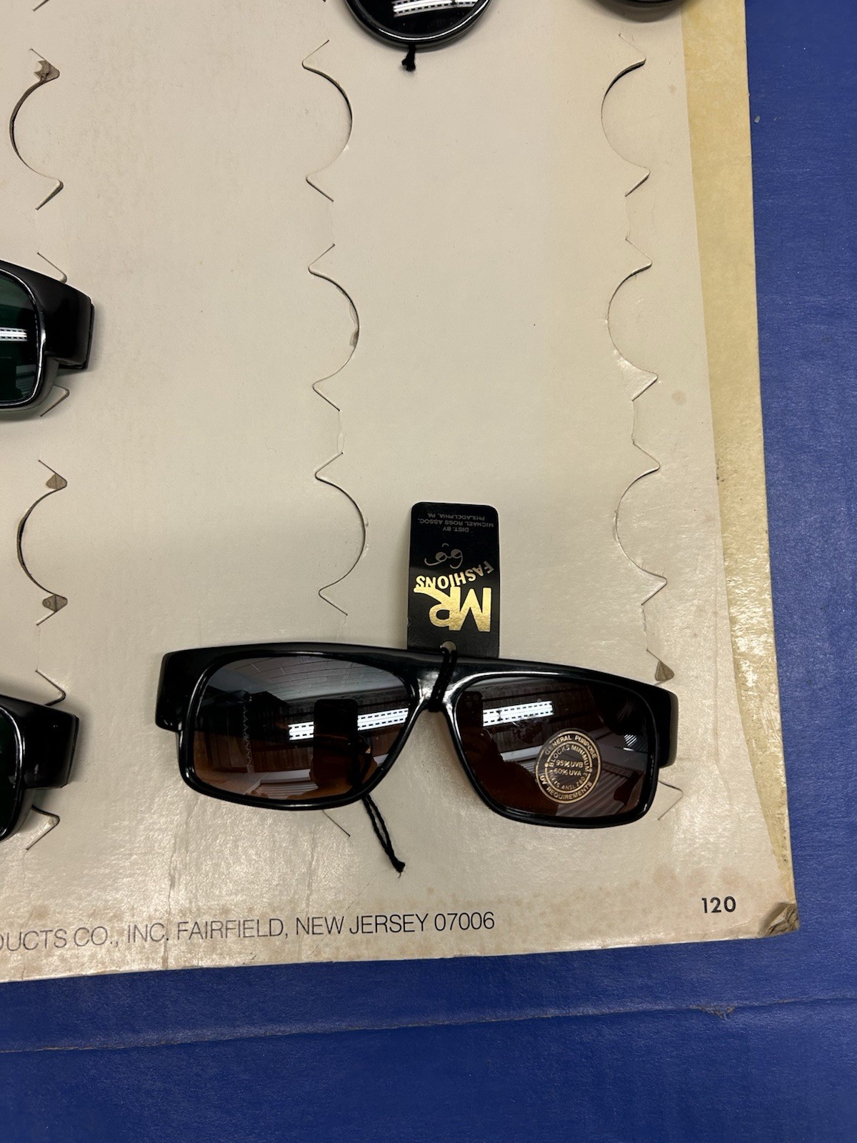Vintage MR. FASHION Round Sunglasses Store Display 5 Pairs Of Glasses 1980s