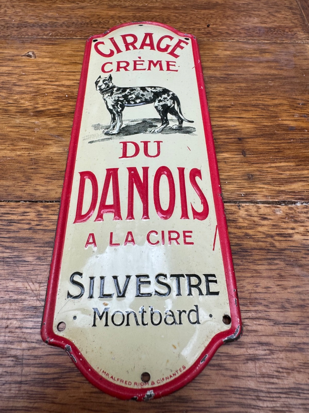 Antique Danish Cream Wax Clean Sheet N Black Lion Enamel Plate Eclipse