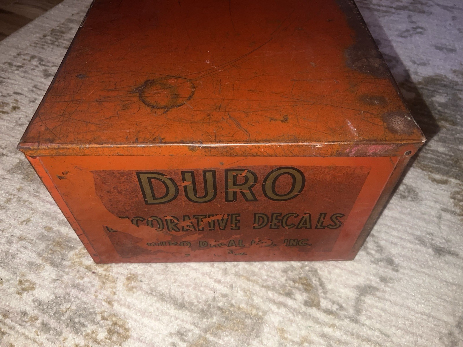 Vintage 1950’s Red Duro Decorative Labels Box Store Display Metal Americana