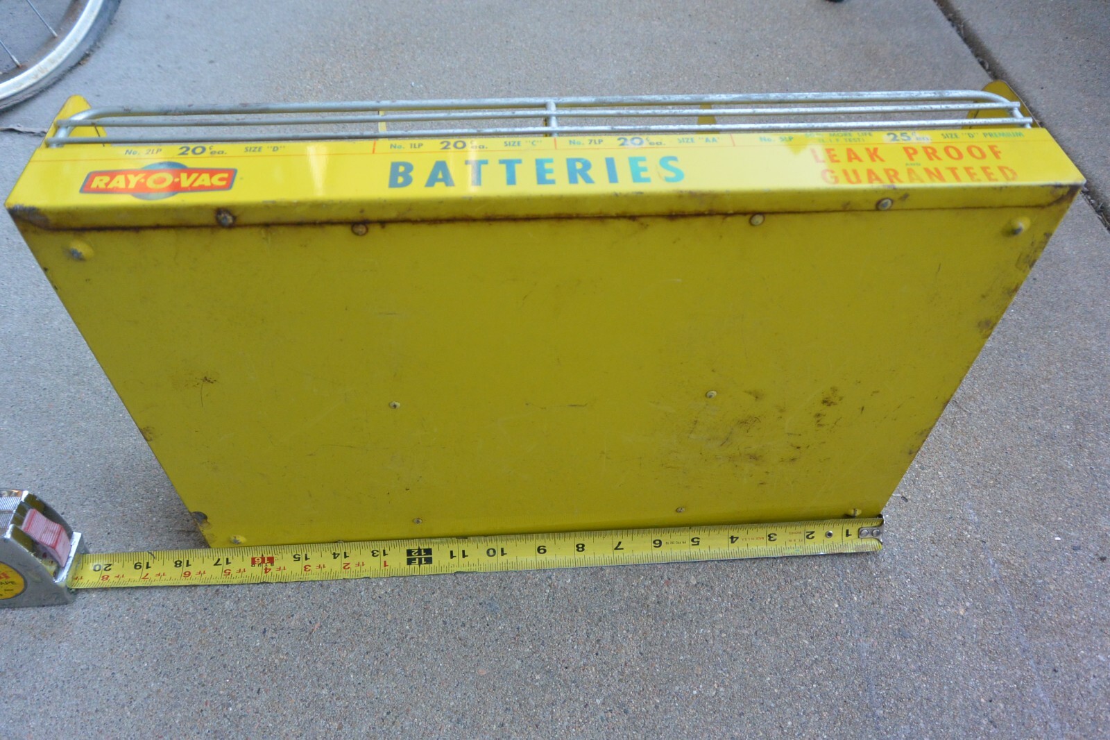 Vintage Ray•O•Vac Flashlight Batteries Counter Wall Display Cabinet
