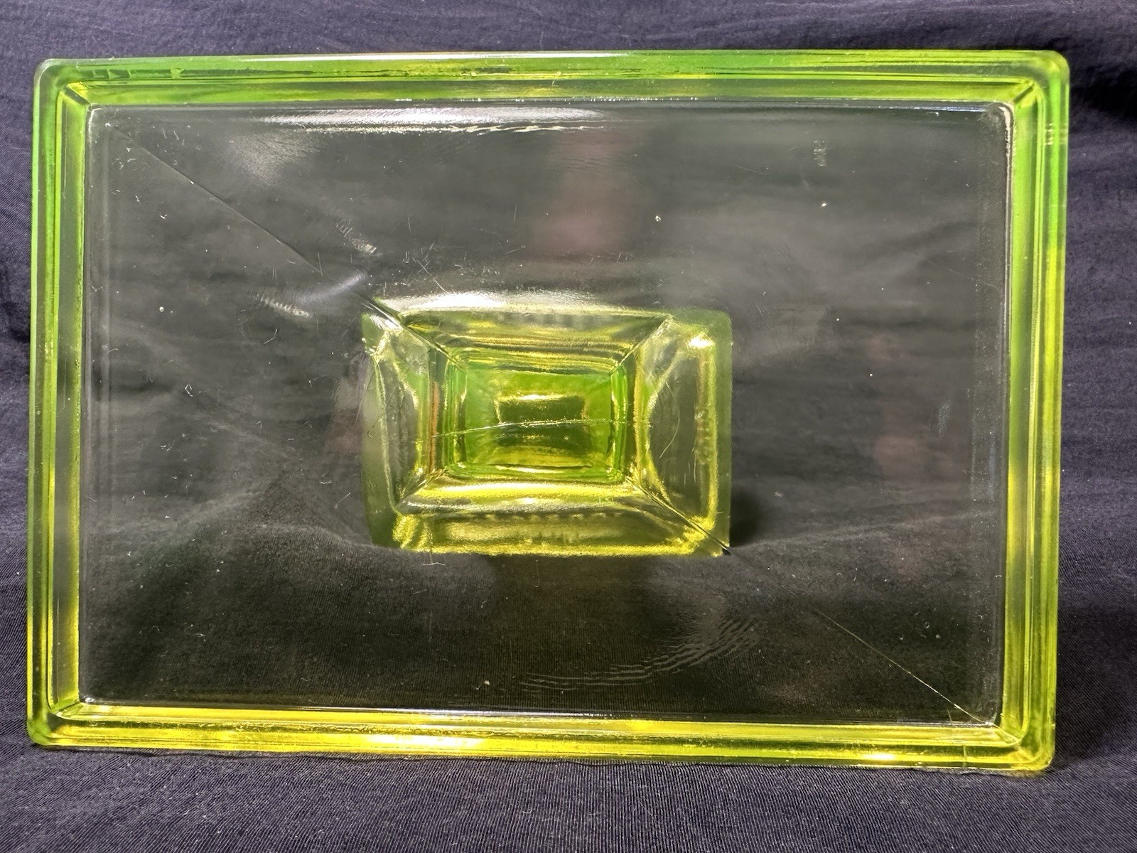 Vintage Vaseline/Uranium Clark’s Teaberry Gum Glass Display Tray w/ Original Gum