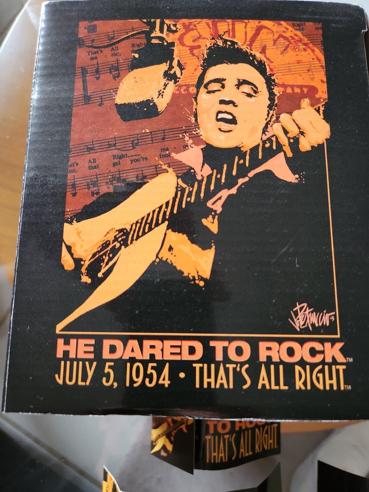 VINTAGE FOSSIL ELVIS PRESLEY WOOD SHADOW BOX WITH BOX AND WARRANTY INFO RARE
