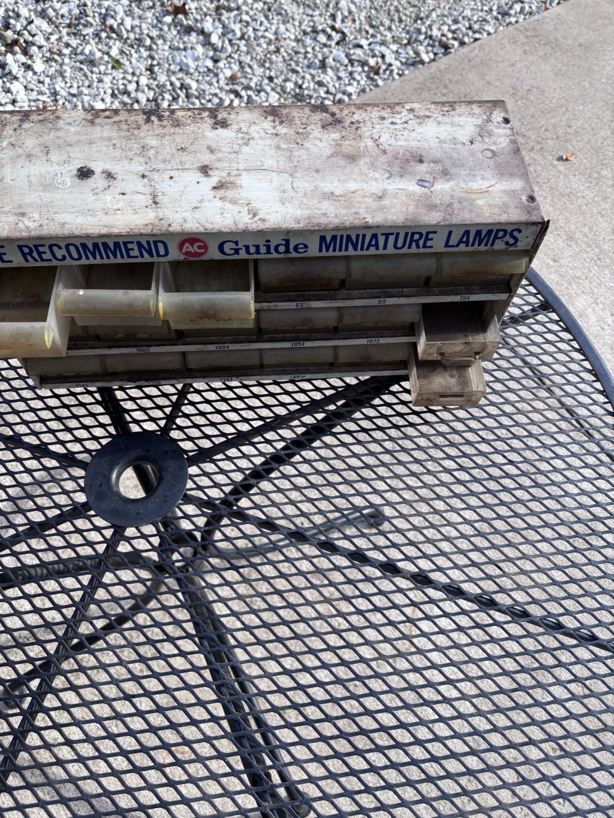 VINTAGE AC GUIDE LAMP DISPLAY COUNTERTOP STORE CABINET