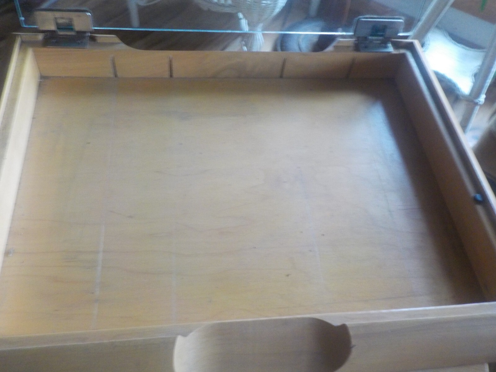 Vintage Maple Gillette Glass Top Hinged Razor Display Case
