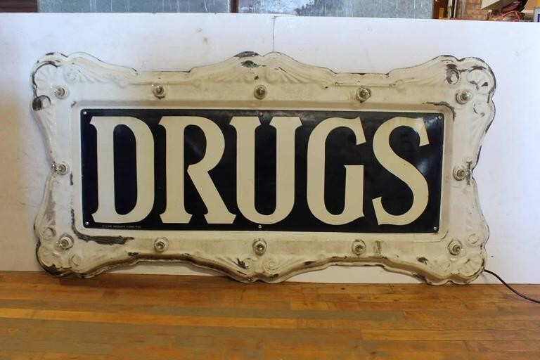 SCARCE CIRCA 1900 FAMILY OUTFITTERS PORCELAIN METAL SIGN FEDERAL ELECTRIC STORE