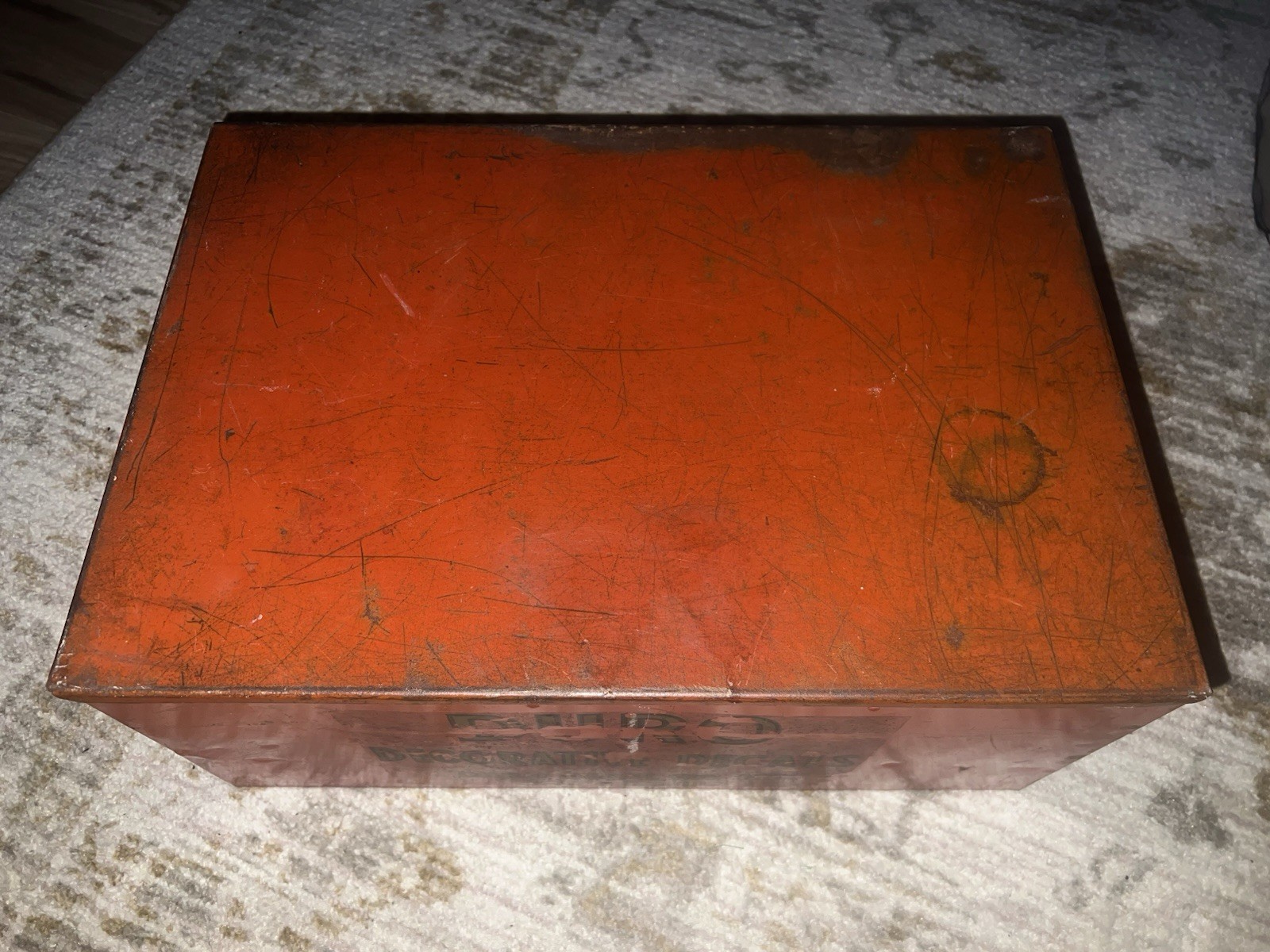 Vintage 1950’s Red Duro Decorative Labels Box Store Display Metal Americana