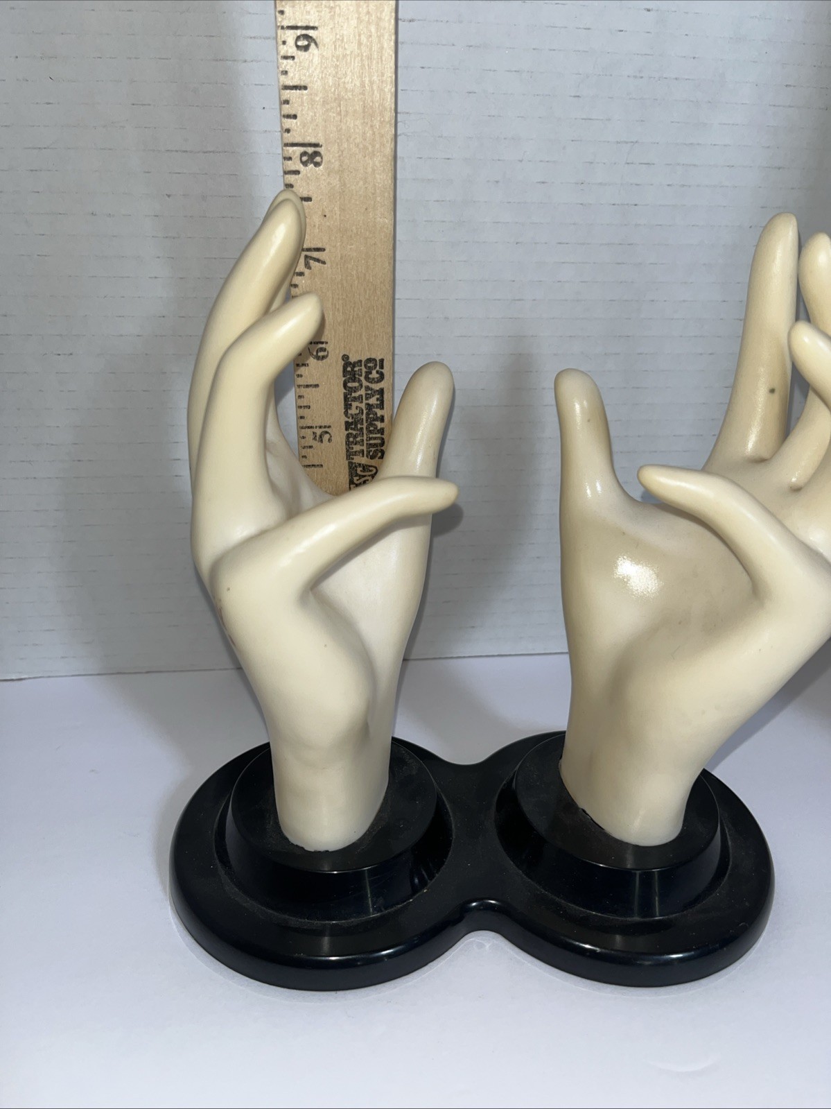 Vintage 1990 Giftware Double Mannequin Hands Jewelry Ring Display TX1