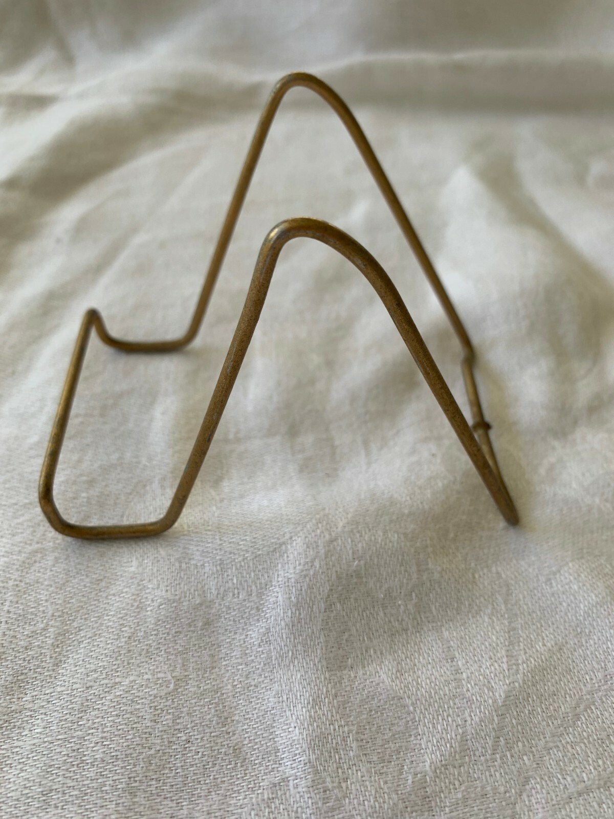 Display Plate Rack Store Fixture Metal Gold Finish Wire Several Available Adjust