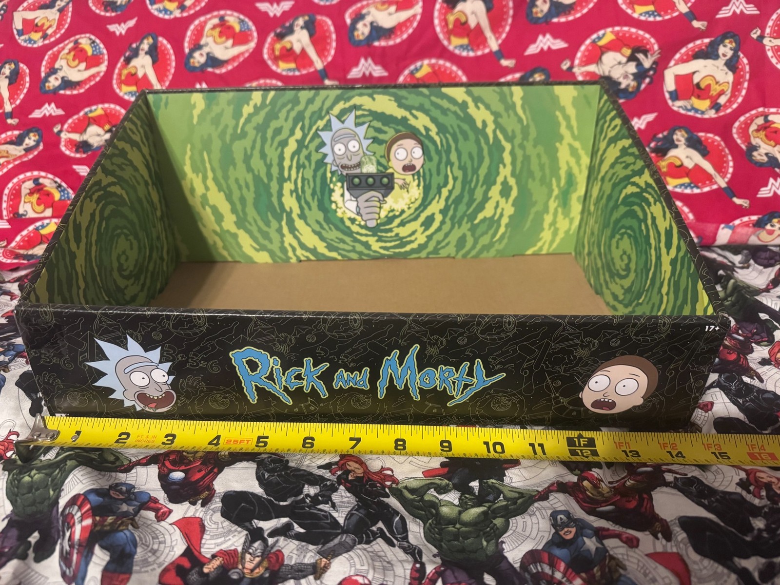 ADULT SWIM RICK AND MORTY JAZWARES STORE DISPLAY BOX FOR COLLECTIBLES RARE LTD