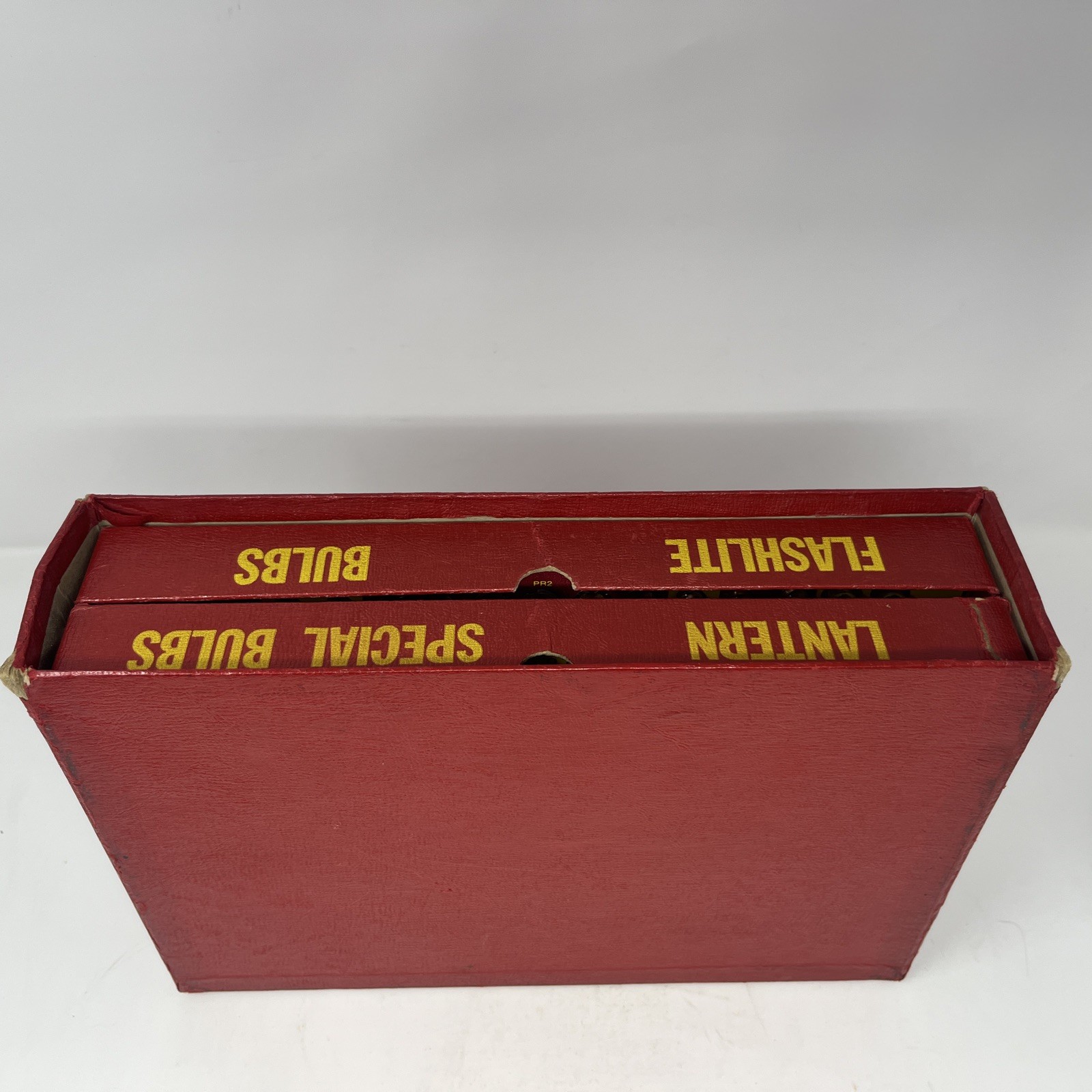 Vintage SERV-A-LITE Flashlite Bulb Merchandiser No. 300 – with Bulbs Display