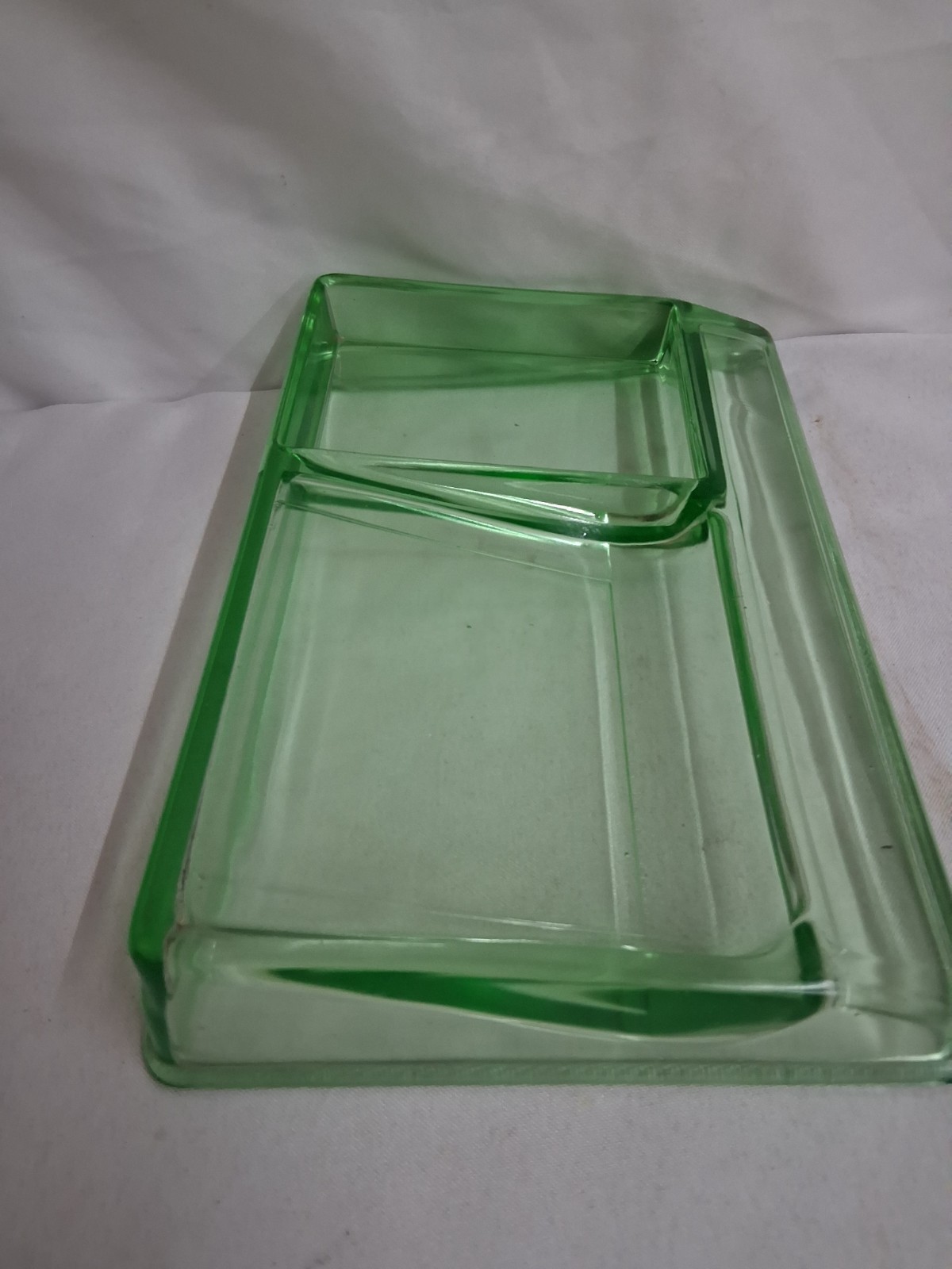 Clarks Teaberry Gum Display Tray Uranium Glass