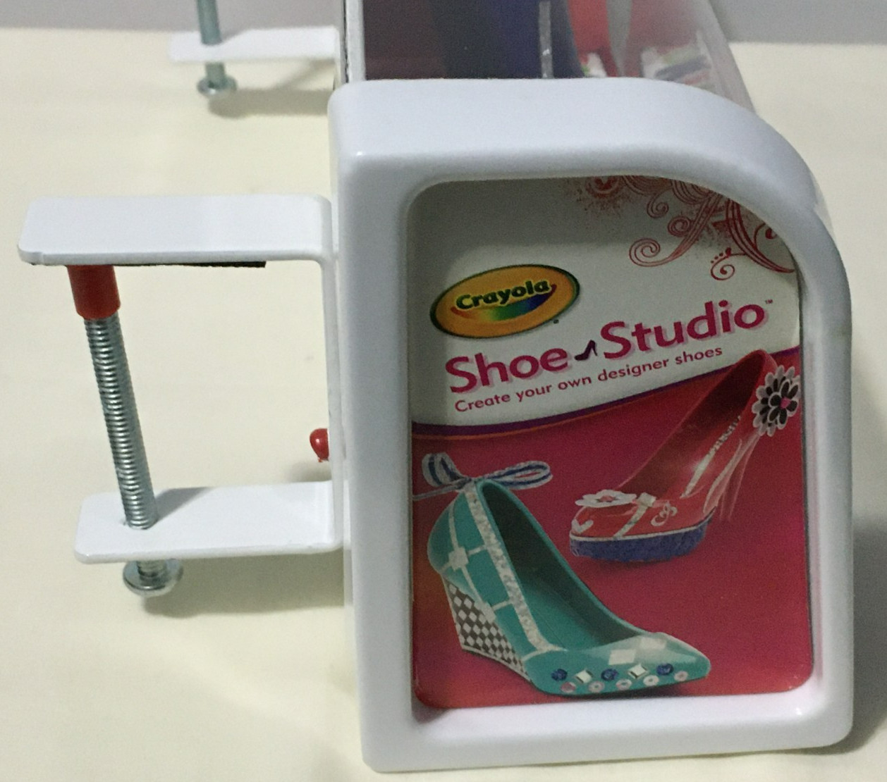 Crayola Shoe Studio Store Display ToysRus