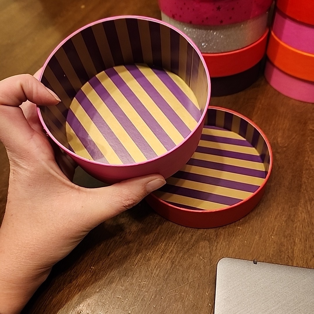 Victoria’s Secret Small 5.25″ Round Gift Box Lot Pink Orange Red Purple Stripe