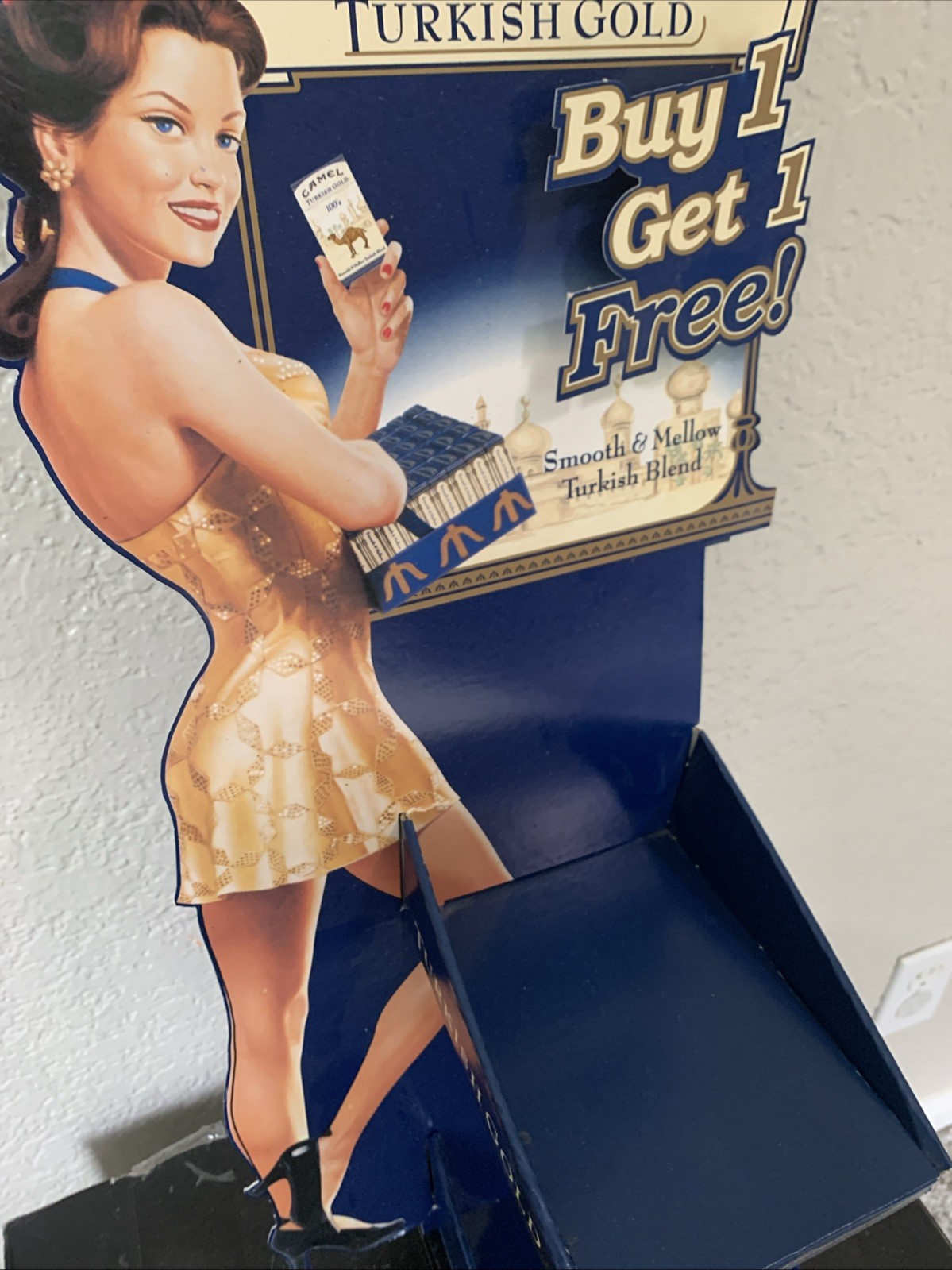 Camel Cigarette Girl Turkish Gold STORE DISPLAY ADVERTISING Case